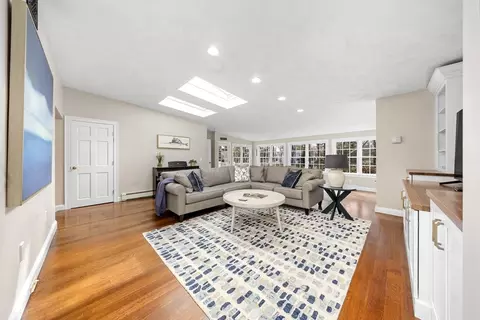 7 Spring Ln, Hingham, MA 02043 photo 18