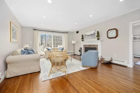 7 Spring Ln, Hingham, MA 02043 photo 14