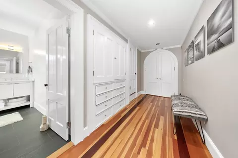 Entry Way - 187 Main St, Hingham, MA 02043 photo 4 of 4