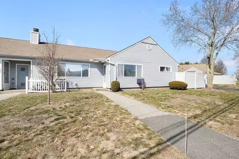 Exterior - 54 Mitchell Dr #54, Chicopee, MA 01022 photo 2 of 8