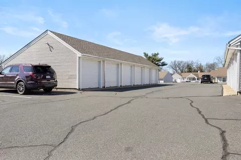 Exterior - 54 Mitchell Dr #54, Chicopee, MA 01022 photo 8 of 8