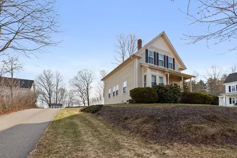 4 White Ave, Douglas, MA 01516 photo 29