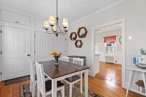 4 White Ave, Douglas, MA 01516 photo 9