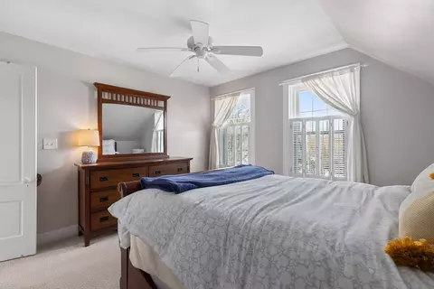 4 White Ave, Douglas, MA 01516 photo 17