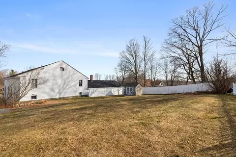 4 White Ave, Douglas, MA 01516 photo 28