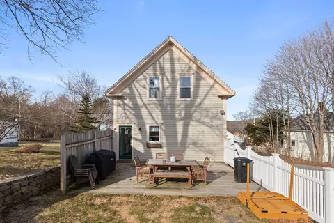 4 White Ave, Douglas, MA 01516 photo 25