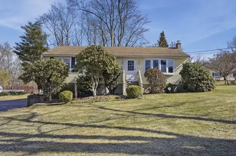 35 Hampton St, Auburn, MA 01501