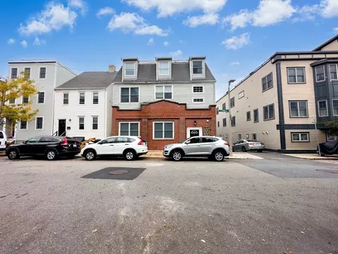 Exterior - 550 E 3rd St, Boston, MA 02127 photo 3 of 3