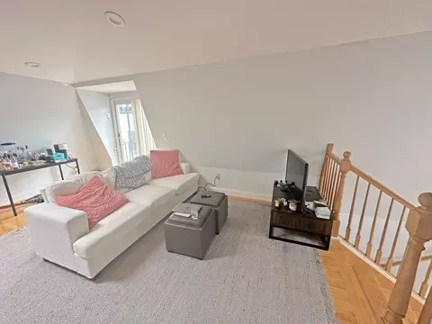 Living - 550 E 3rd St, Boston, MA 02127 photo 1 of 1