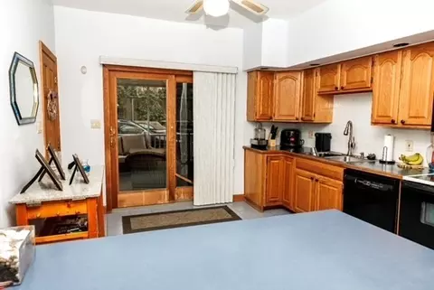 93 Osborn St, Fall River, MA 02724 photo 16