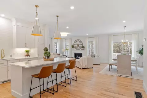 89 Oliver Pond Cir #4, Franklin, MA 02038