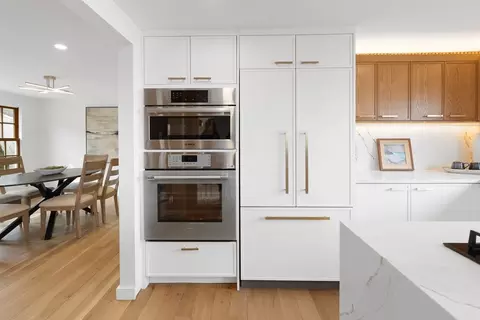 Kitchen - 8 Pine Tree Dr, Wareham, MA 02532 photo 2 of 3
