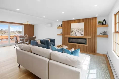 Living - 8 Pine Tree Dr, Wareham, MA 02532 photo 1 of 3