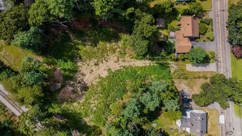 125 Middleboro Ave # R, Taunton, MA 02718