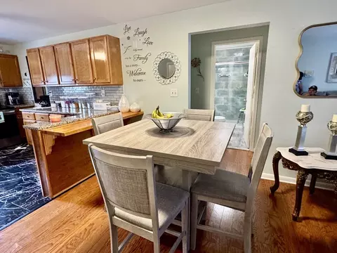 5455 N Main St #9F, Fall River, MA 02720 photo 3