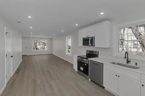 63-65 Euclid Ave, Springfield, MA 01108 photo 13
