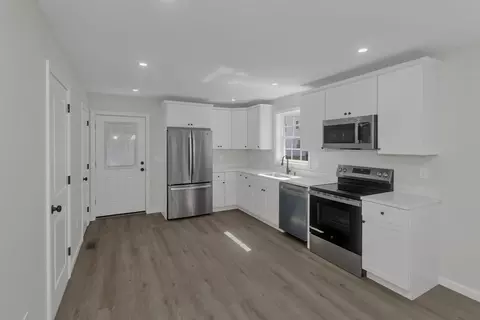 63-65 Euclid Ave, Springfield, MA 01108 photo 11