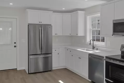 63-65 Euclid Ave, Springfield, MA 01108 photo 8