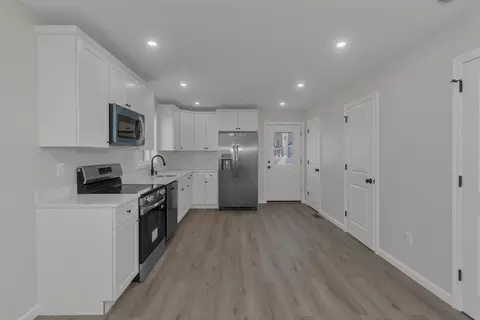 63-65 Euclid Ave, Springfield, MA 01108 photo 12