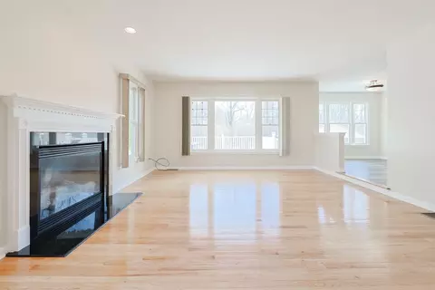Living - 75 Sunflower Dr, Raynham, MA 02767 photo 5 of 7