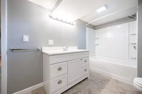 Bath - 75 Sunflower Dr, Raynham, MA 02767 photo 6 of 6