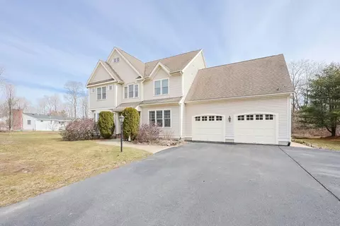 Exterior - 75 Sunflower Dr, Raynham, MA 02767 photo 2 of 8