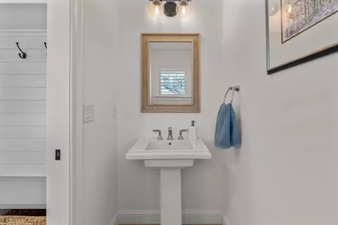 69 Cobblestone Cir, Mashpee, MA 02649 photo 6