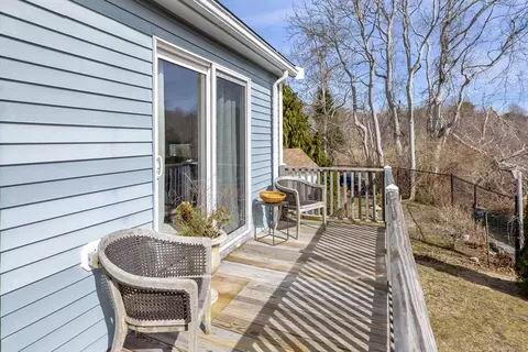 Exterior - 20 Evergreen St, Wareham, MA 02571 photo 1 of 2