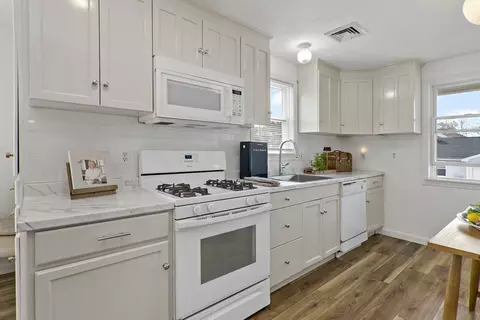 Kitchen - 20 Evergreen St, Wareham, MA 02571 photo 2 of 2