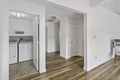 Entry Way - 20 Evergreen St, Wareham, MA 02571 photo 1 of 2
