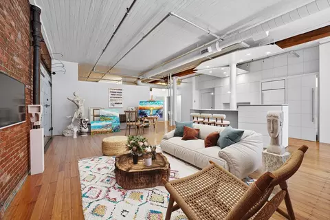 107 South St #2A, Boston, MA 02111