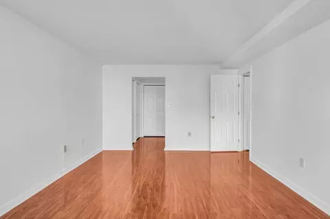 1 Commodore Ct #202, Hull, MA 02045 photo 9