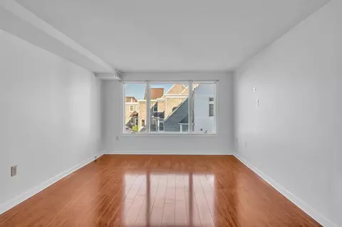 1 Commodore Ct #202, Hull, MA 02045 photo 8