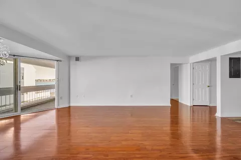 1 Commodore Ct #202, Hull, MA 02045 photo 6