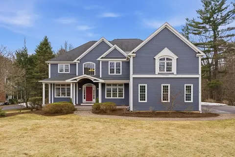 2 Witherbee Ln, Southborough, MA 01772