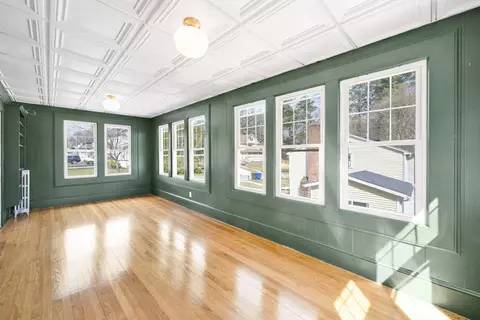 186 Belvidere St, Springfield, MA 01108 photo 9