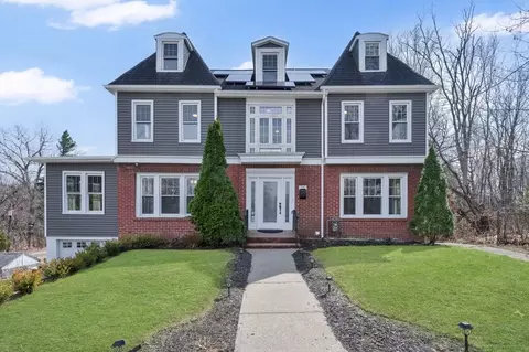 186 Belvidere St, Springfield, MA 01108