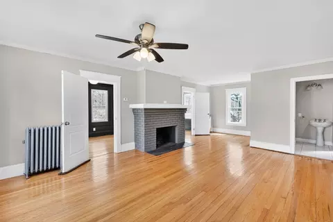 186 Belvidere St, Springfield, MA 01108 photo 5
