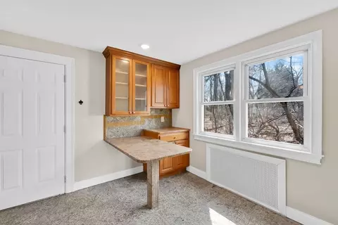186 Belvidere St, Springfield, MA 01108 photo 21