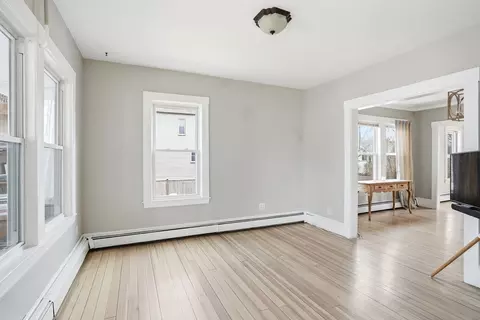 Living - 48 Bates St, Hull, MA 02045 photo 3 of 7