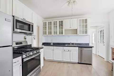 Kitchen - 48 Bates St, Hull, MA 02045 photo 3 of 5