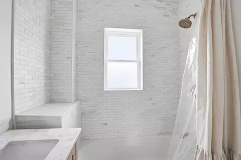 Bath - 48 Bates St, Hull, MA 02045 photo 3 of 4