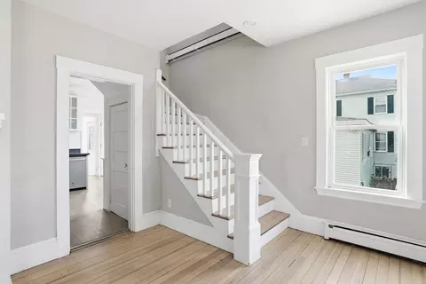 Entry Way - 48 Bates St, Hull, MA 02045 photo 4 of 5