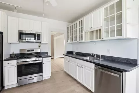 Kitchen - 48 Bates St, Hull, MA 02045 photo 4 of 5
