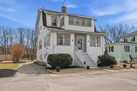 Exterior - 48 Bates St, Hull, MA 02045 photo 2 of 12