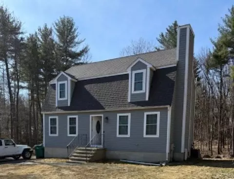 45 Mulberry Cir, Ayer, MA 01432