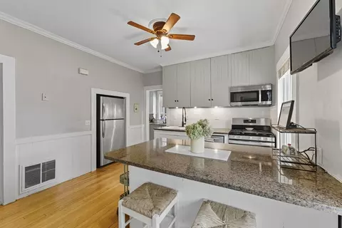 66 Fairfield St, Springfield, MA 01108 photo 17