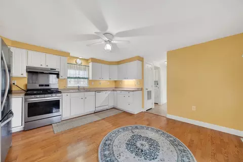 18 Timber Ln, Wareham, MA 02576 photo 7