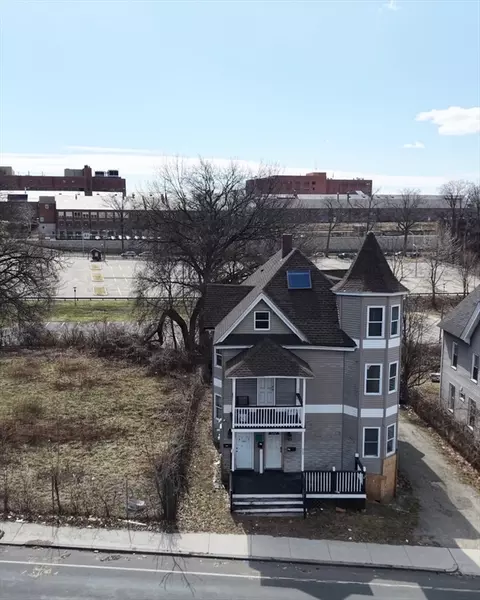 849-851 Worthington St, Springfield, MA 01105