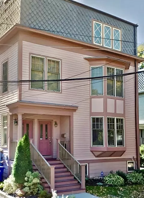 53 Winslow Rd, Brookline, MA 02446